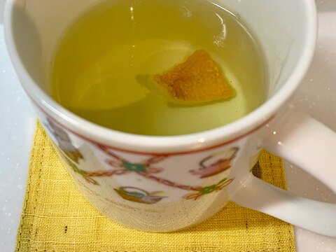 柚子の皮で　柚子の香りの緑茶